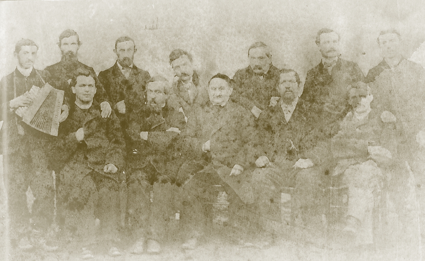 Adolf Katz z harmonikou_edited