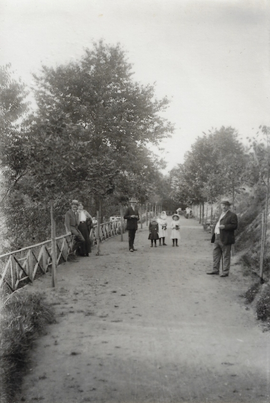 1925