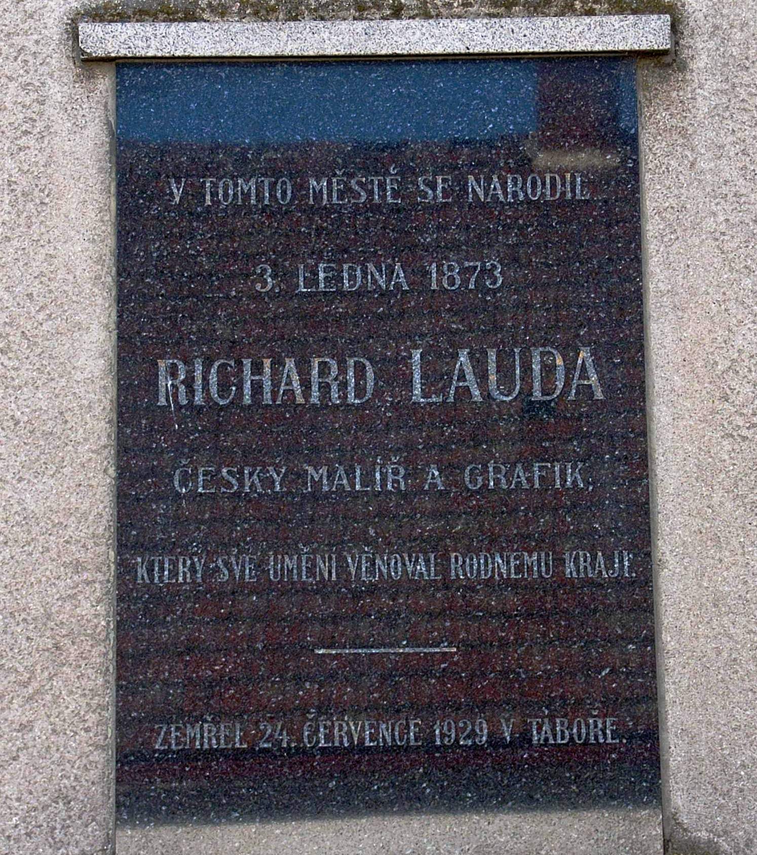 Lauda-pamětní_deska